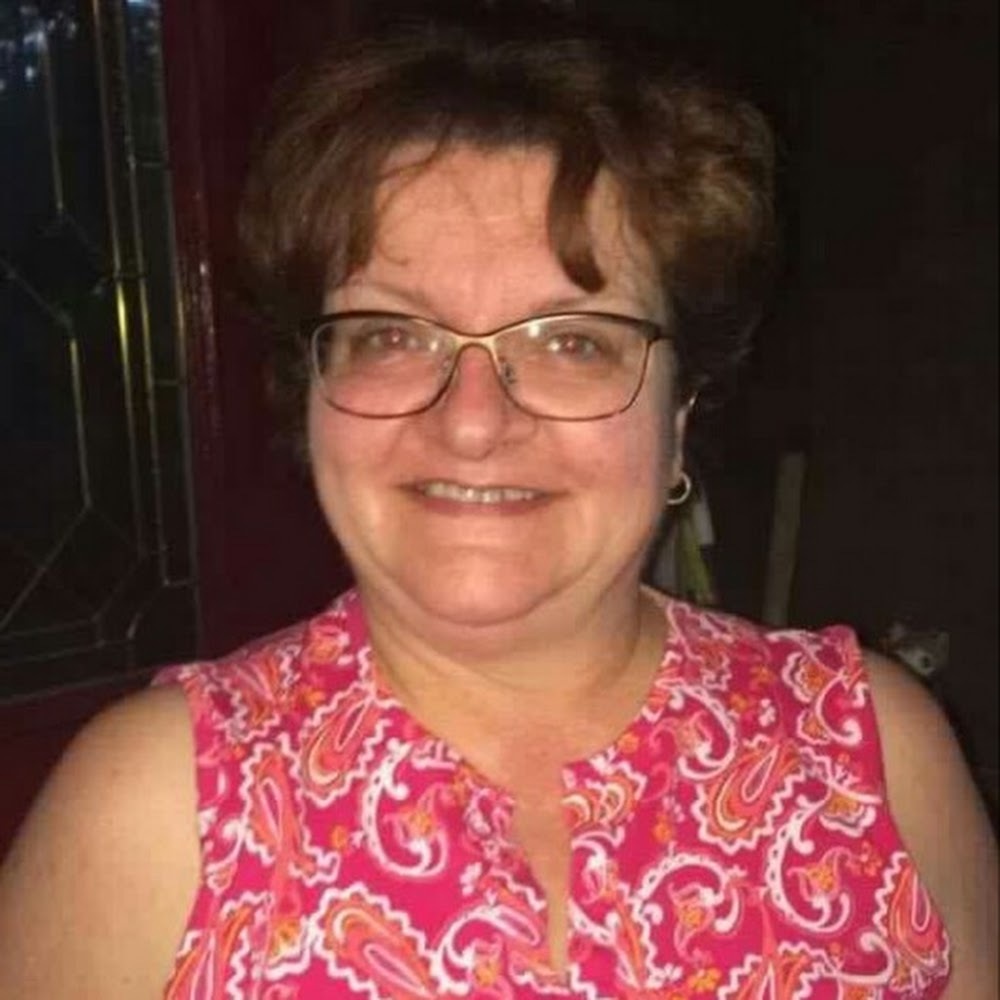 Meet your Posher, Malinda